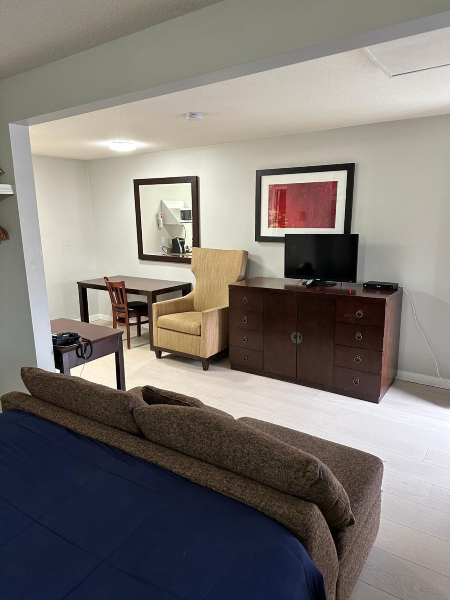 Travelodge By Wyndham Langley Ngoại thất bức ảnh